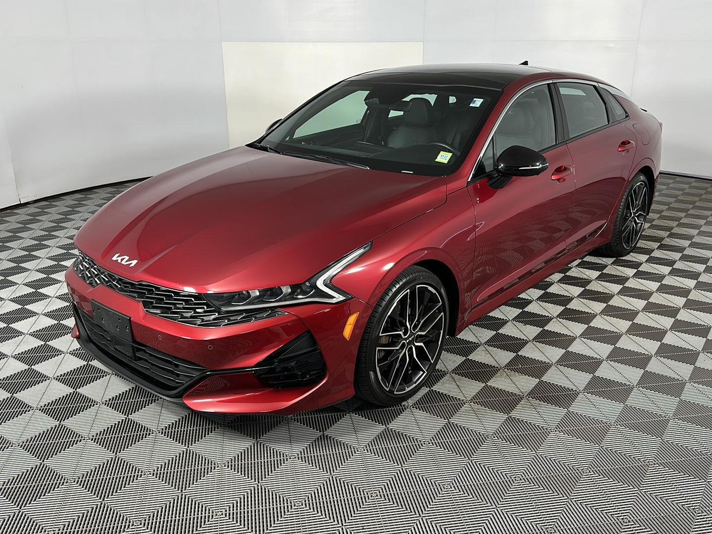 Used 2024 Passion Red Tintcoat Kia GT image 13