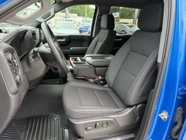 Used 2025 Blue Chevrolet Custom image 13