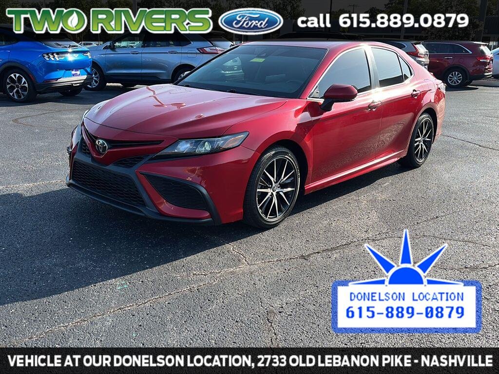 Used 2022 Supersonic Red Toyota SE image 4