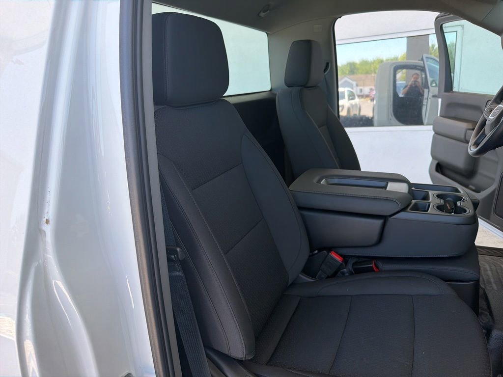 2025 GMC Sierra 2500HD Pro - Photo 6