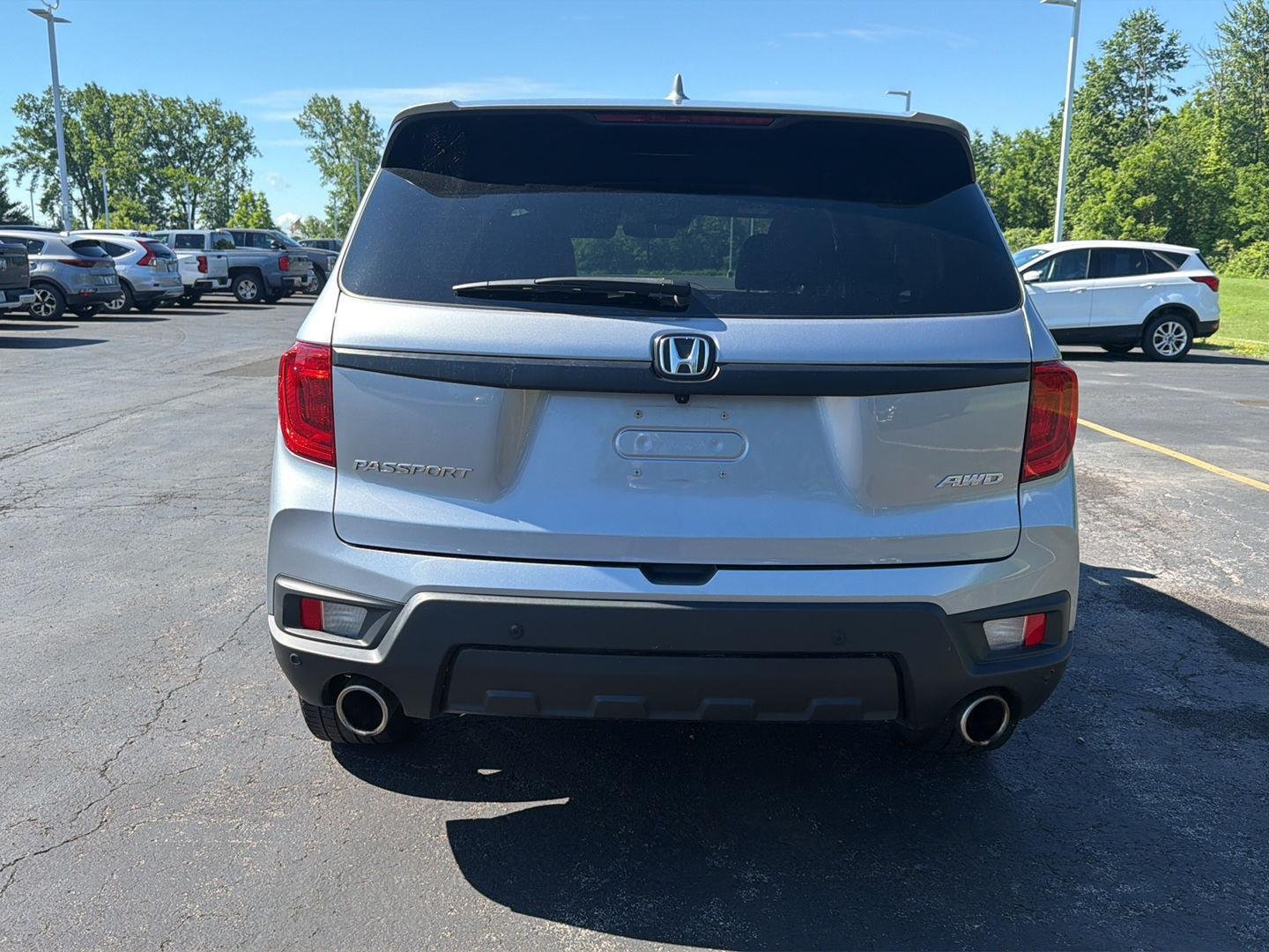 Used 2023 Lunar Silver Metallic Honda EX-L image 6