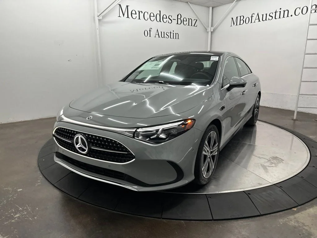New 2027 White Mercedes-Benz  image 3
