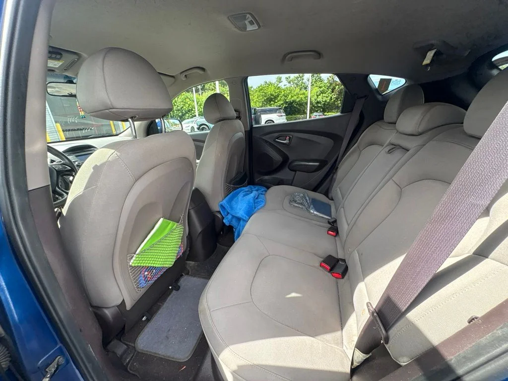 Used 2014 Blue Hyundai GLS image 8
