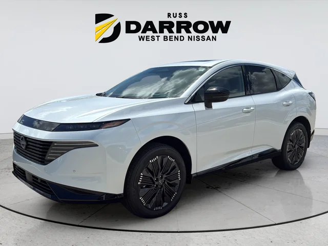 New 2026 Everest White Pearl TriCoat Nissan Platinum image 1