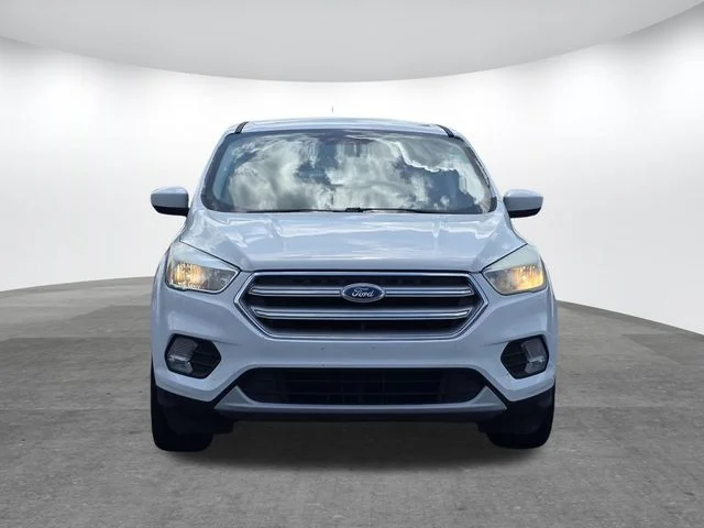 Used 2017 Ford Escape SE with VIN 1FMCU9GDXHUB90162 for sale in Brandon, MS