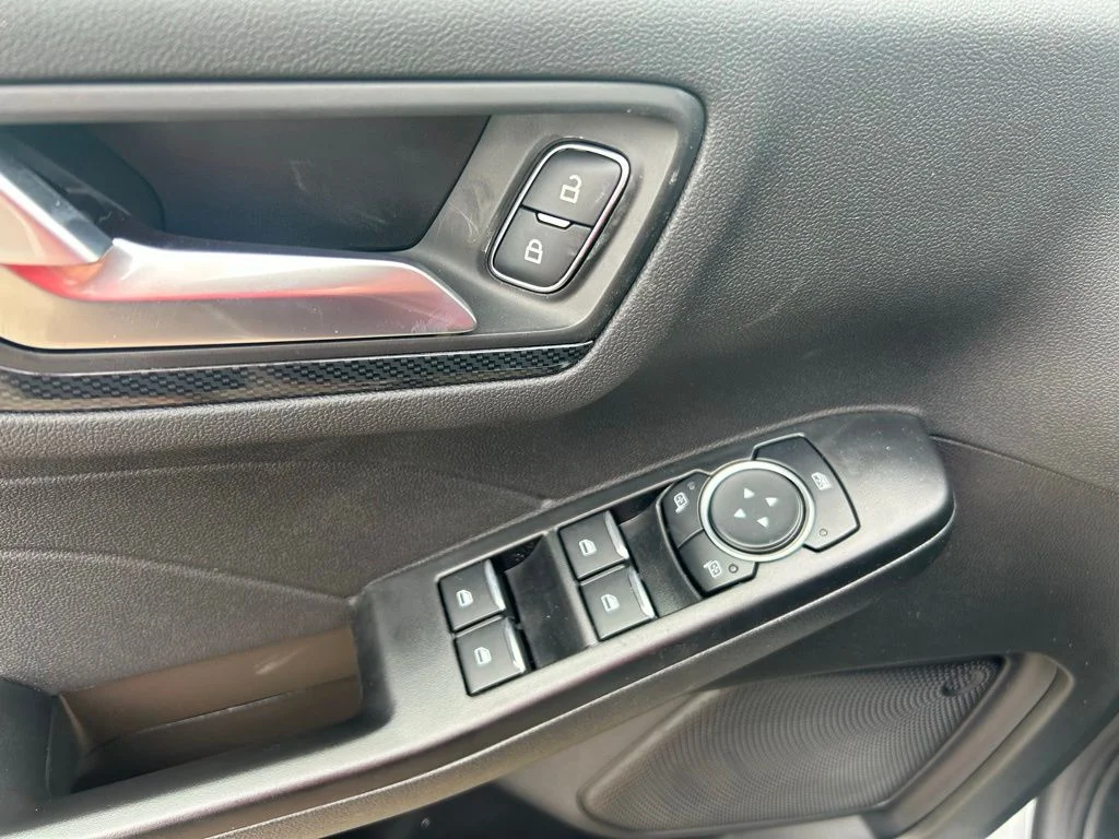 New 2026 Space Silver Metallic Ford ST-Line image 19