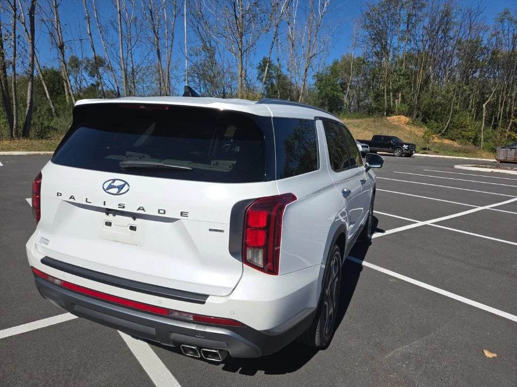 Used 2024 White Hyundai Limited image 6