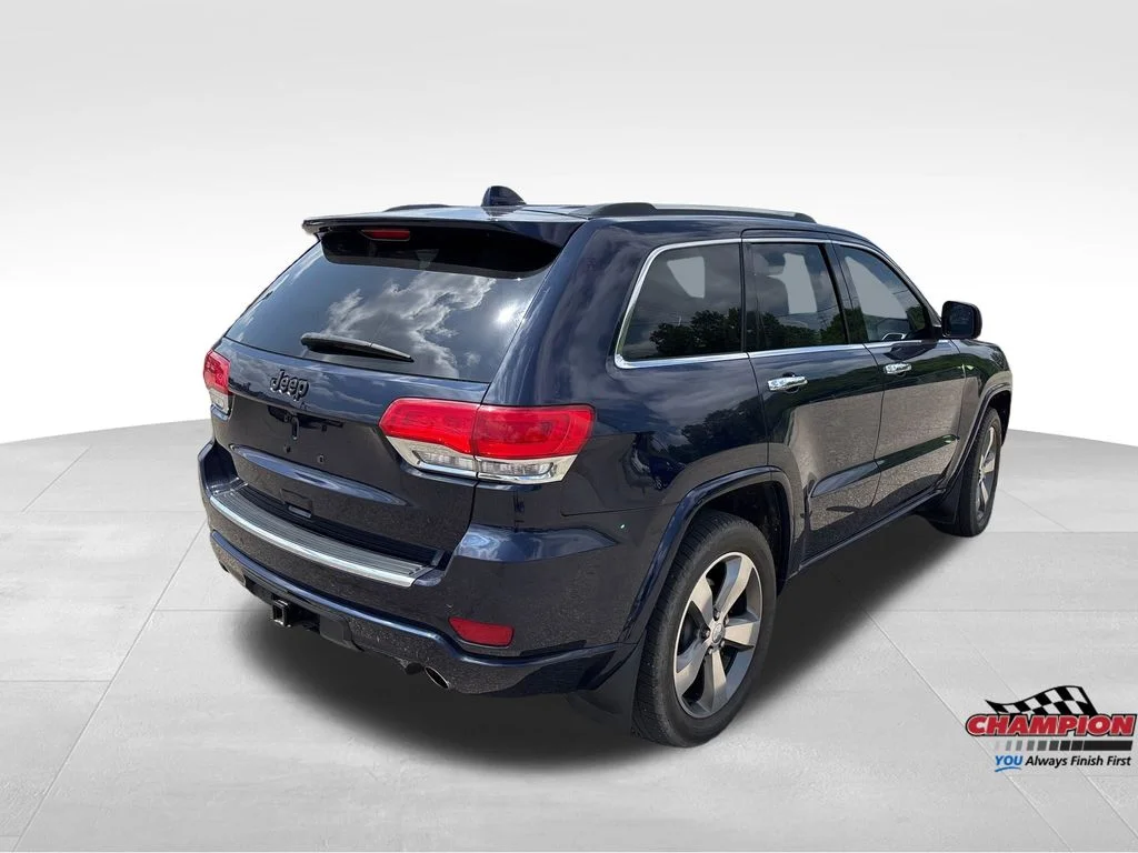 Used 2015 Blue Jeep Overland image 4