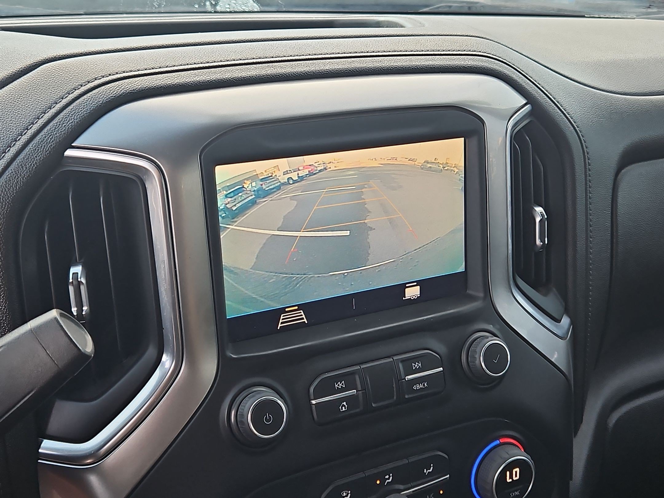 2022 Chevrolet Silverado 1500 Limited LT - Photo 19