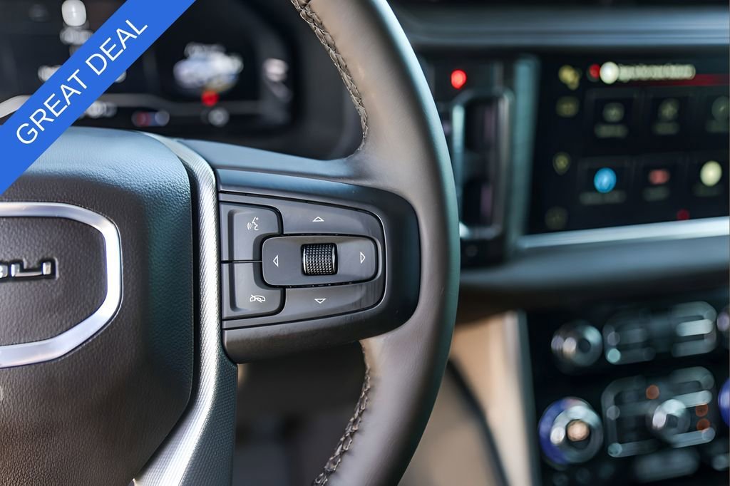 Used 2024 White Frost Tricoat GMC Denali image 13