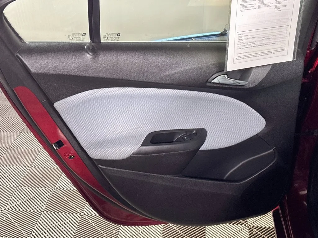 Used 2019 Red Chevrolet LT image 18