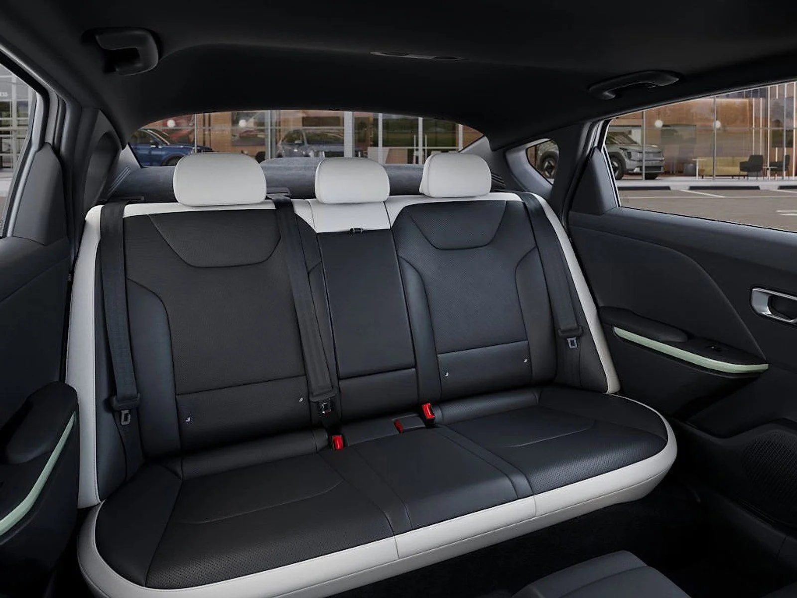 2025 Kia K4 GT-Line Turbo - Photo 16