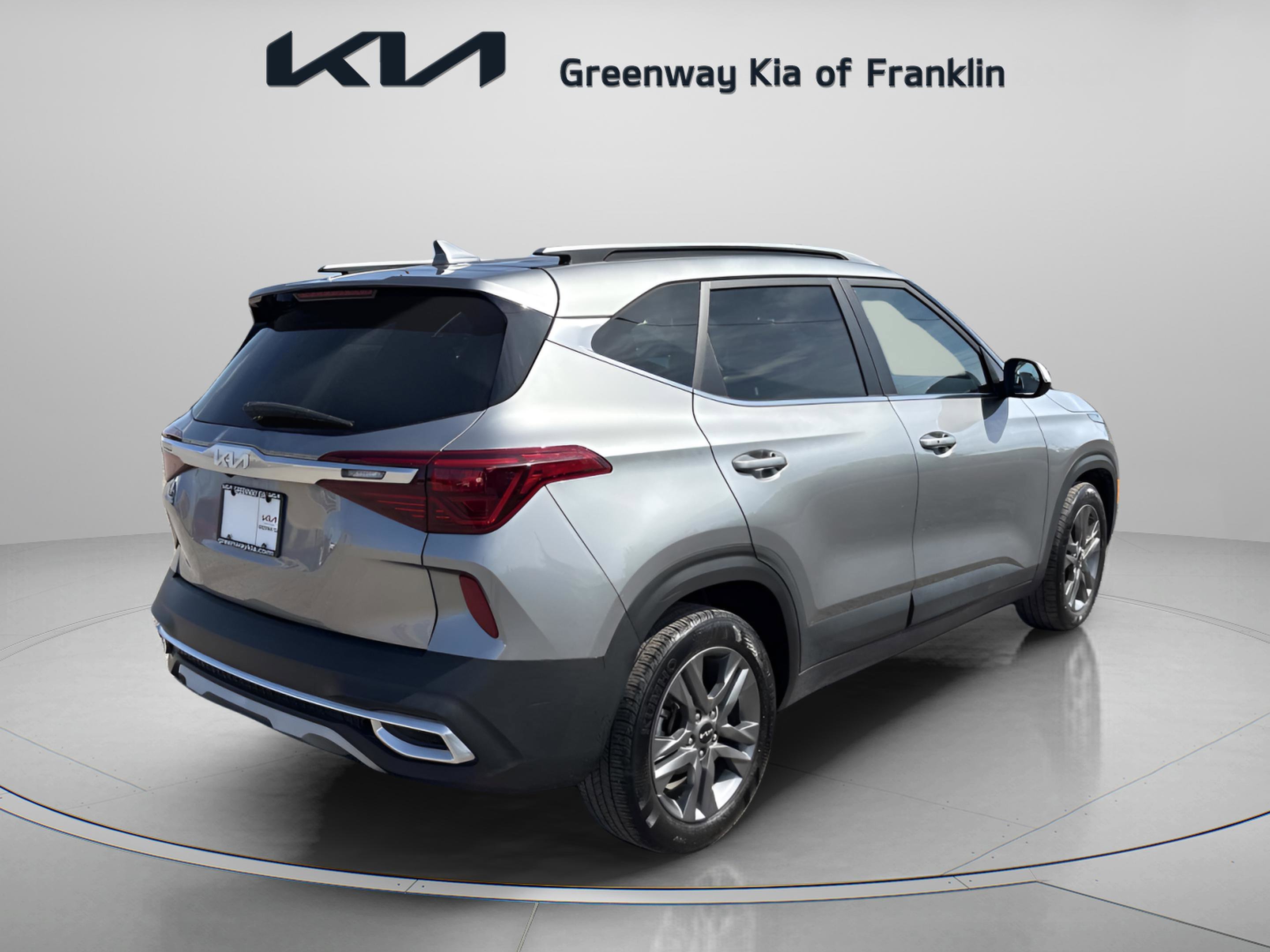 2023 Kia Seltos S - Photo 7