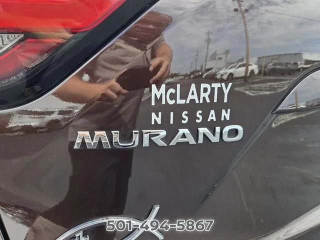 Used 2020 Brown Nissan Platinum image 14