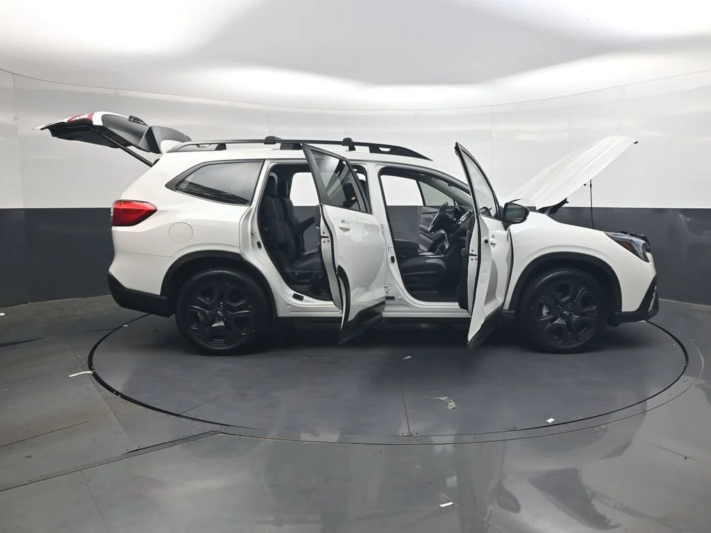 Used 2024 White Subaru Onyx Edition image 43