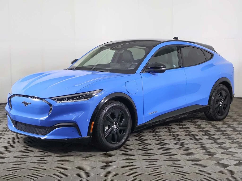 Used 2023 Grabber Blue Metallic Ford California Route 1 image 10