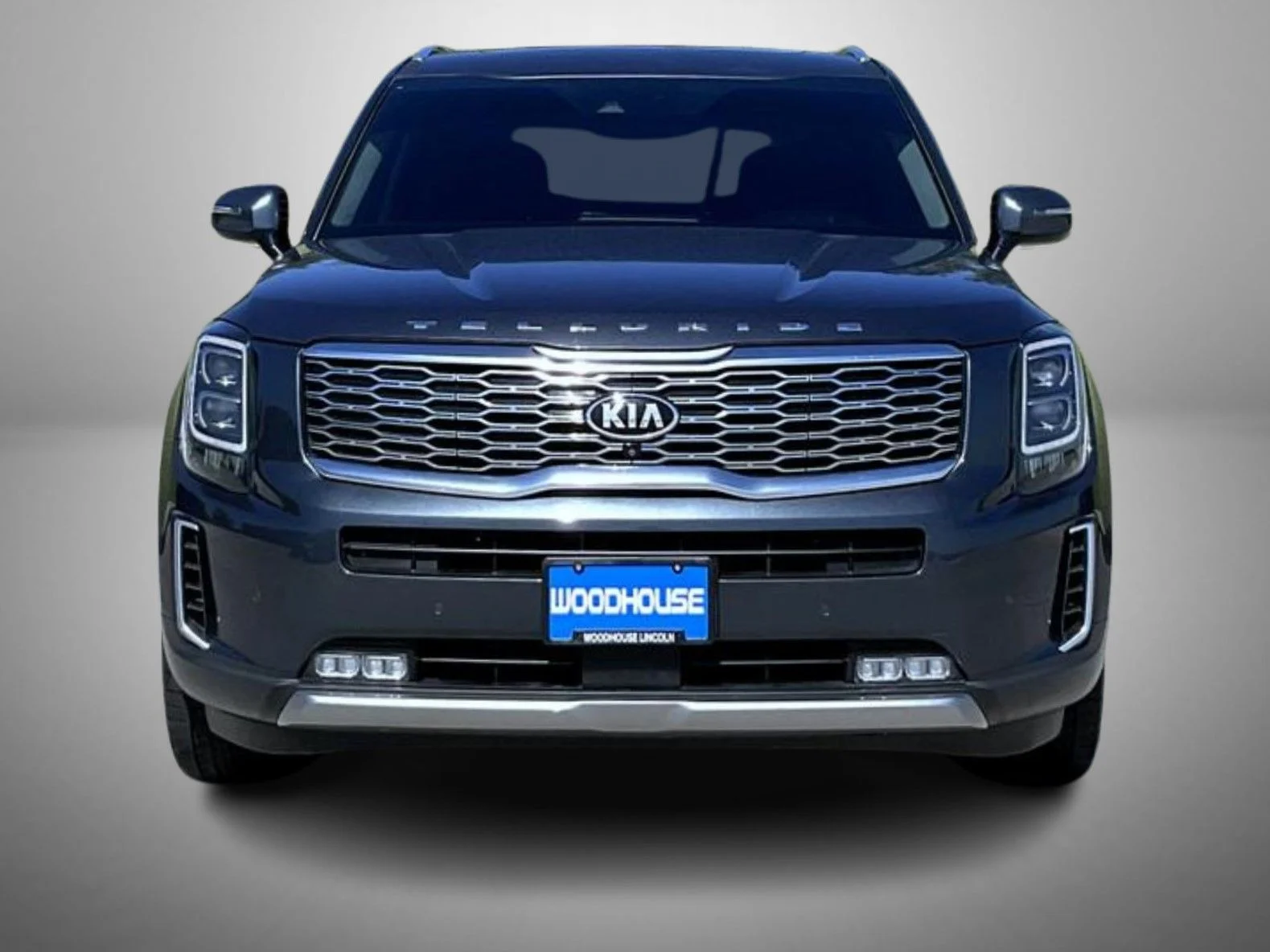 Used 2020 Gray Kia SX image 2