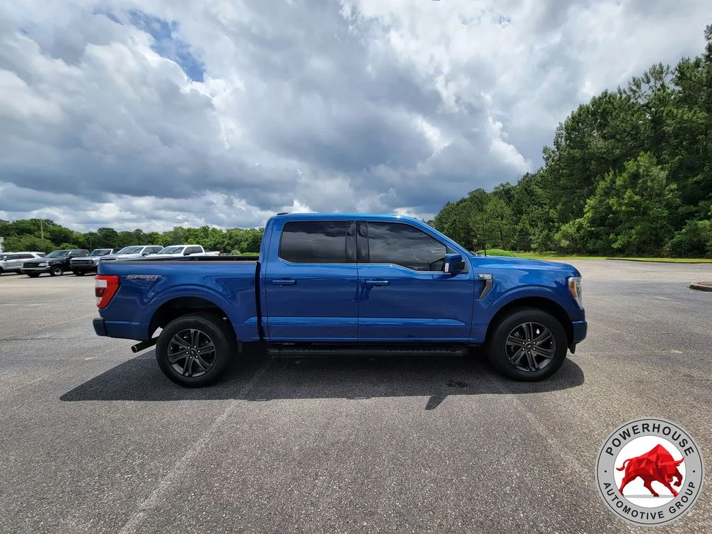 Used 2022 Blue Ford Lariat image 6