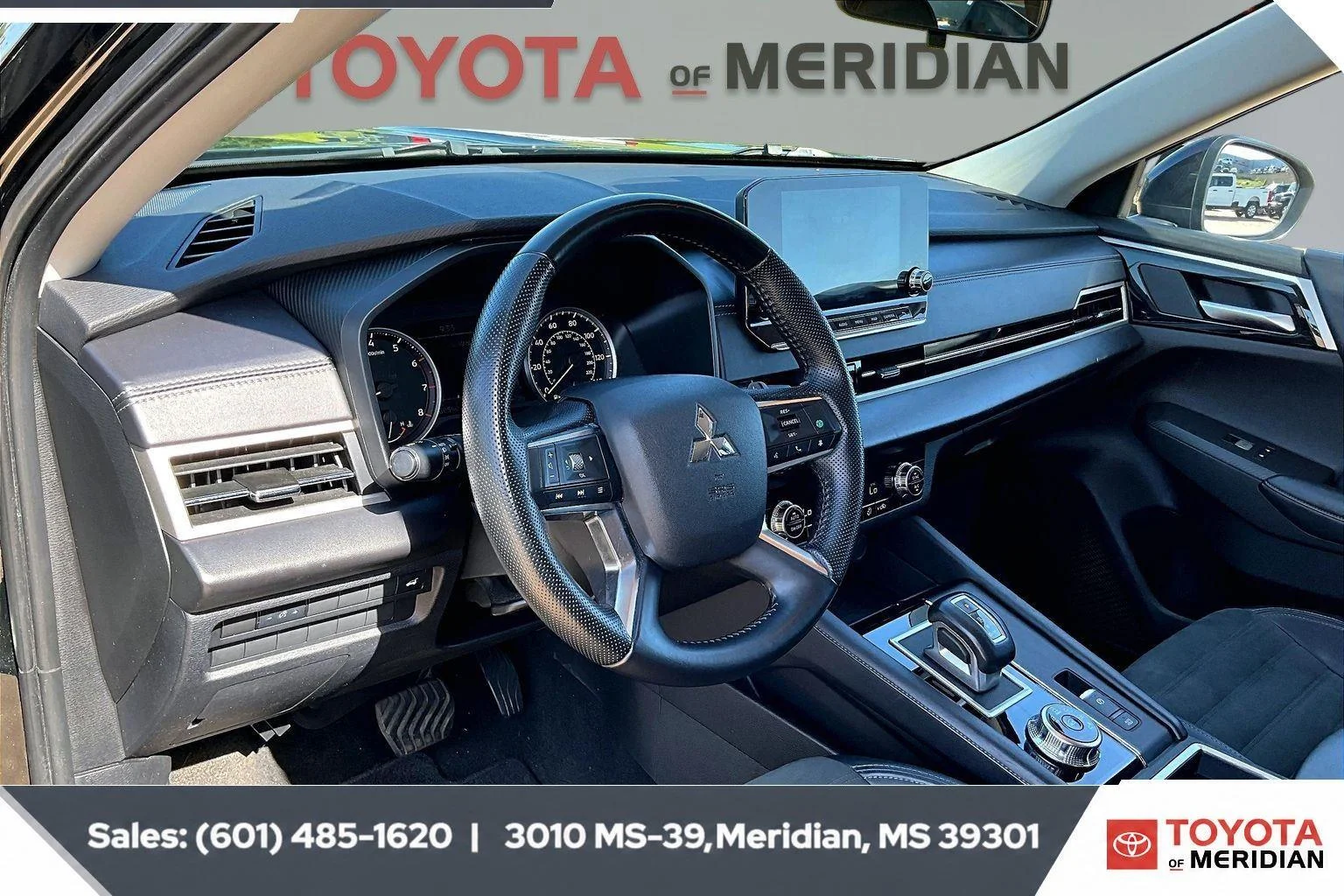 Used 2024 Black Diamond Mitsubishi SE image 12