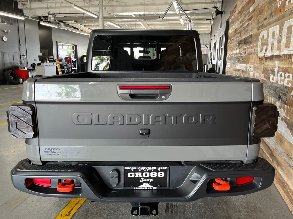Used 2022 Gray Clearcoat Jeep Mojave image 26