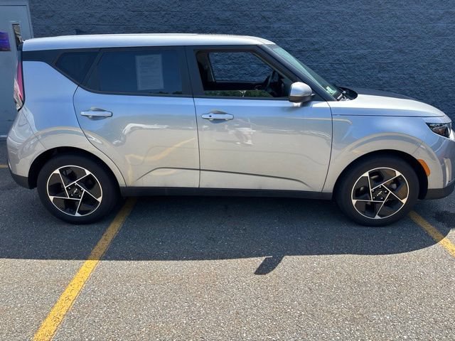 Used 2024 Steel Gray Kia EX image 4