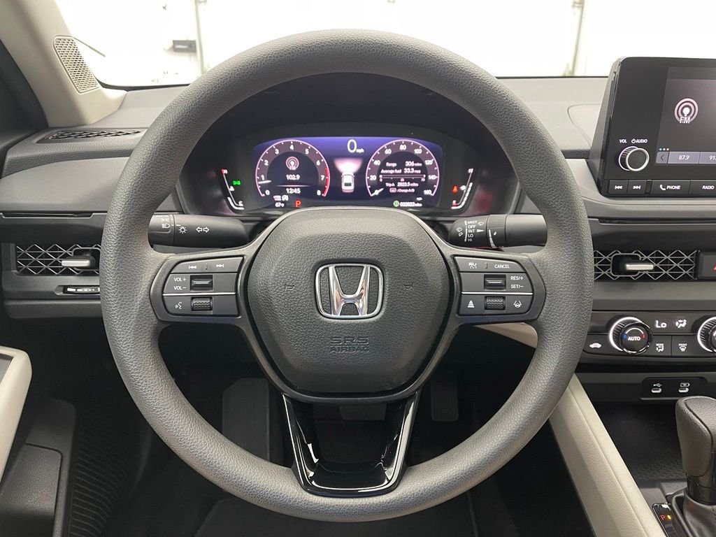 Used 2024 White Honda EX image 19