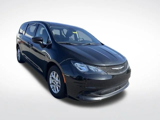 Used 2023 Black Chrysler LX image 6