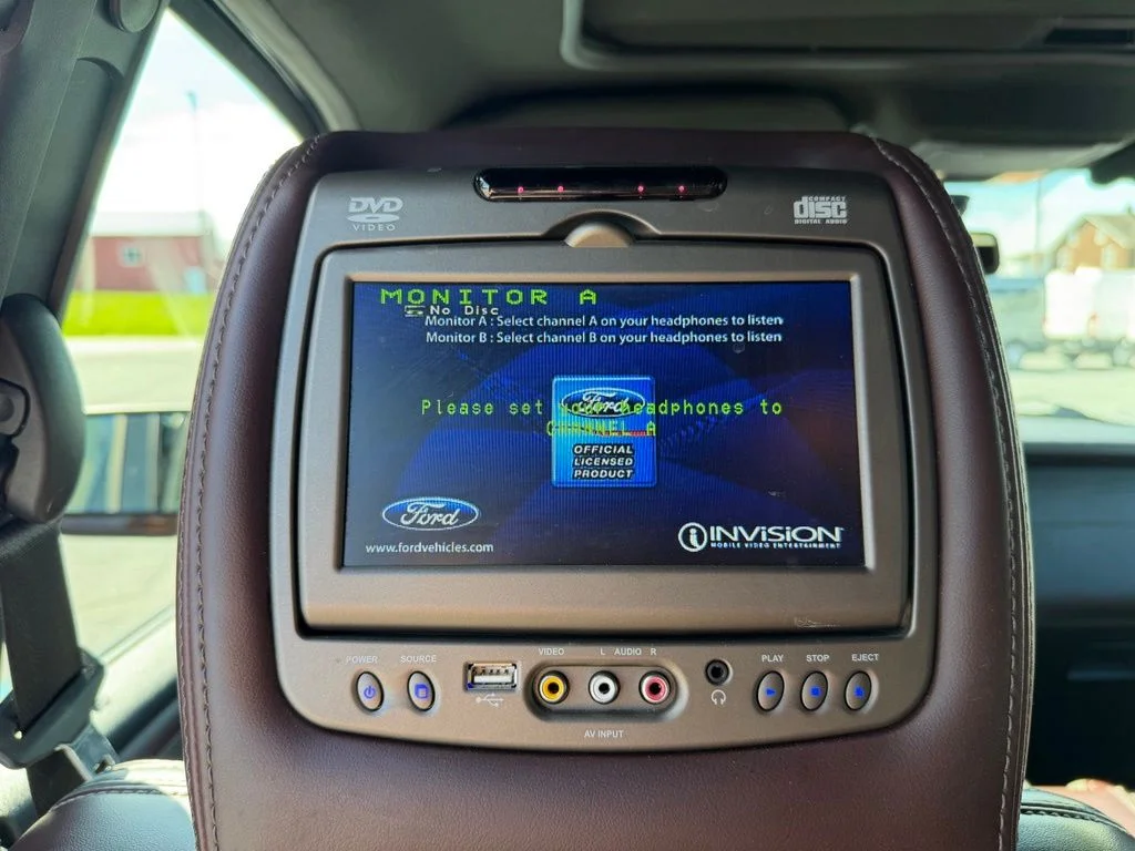Certified Used 2017 Blue Jeans Ford Platinum image 22