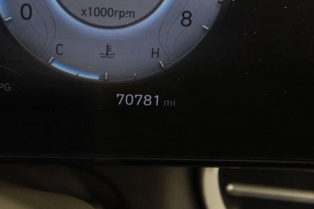 Used 2024 Gray Hyundai SEL image 26