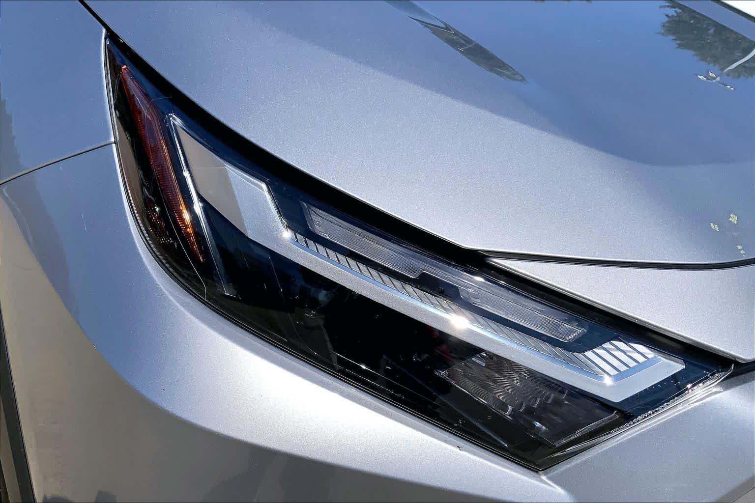 Used 2025 Silver Sky Metallic Toyota XLE image 26