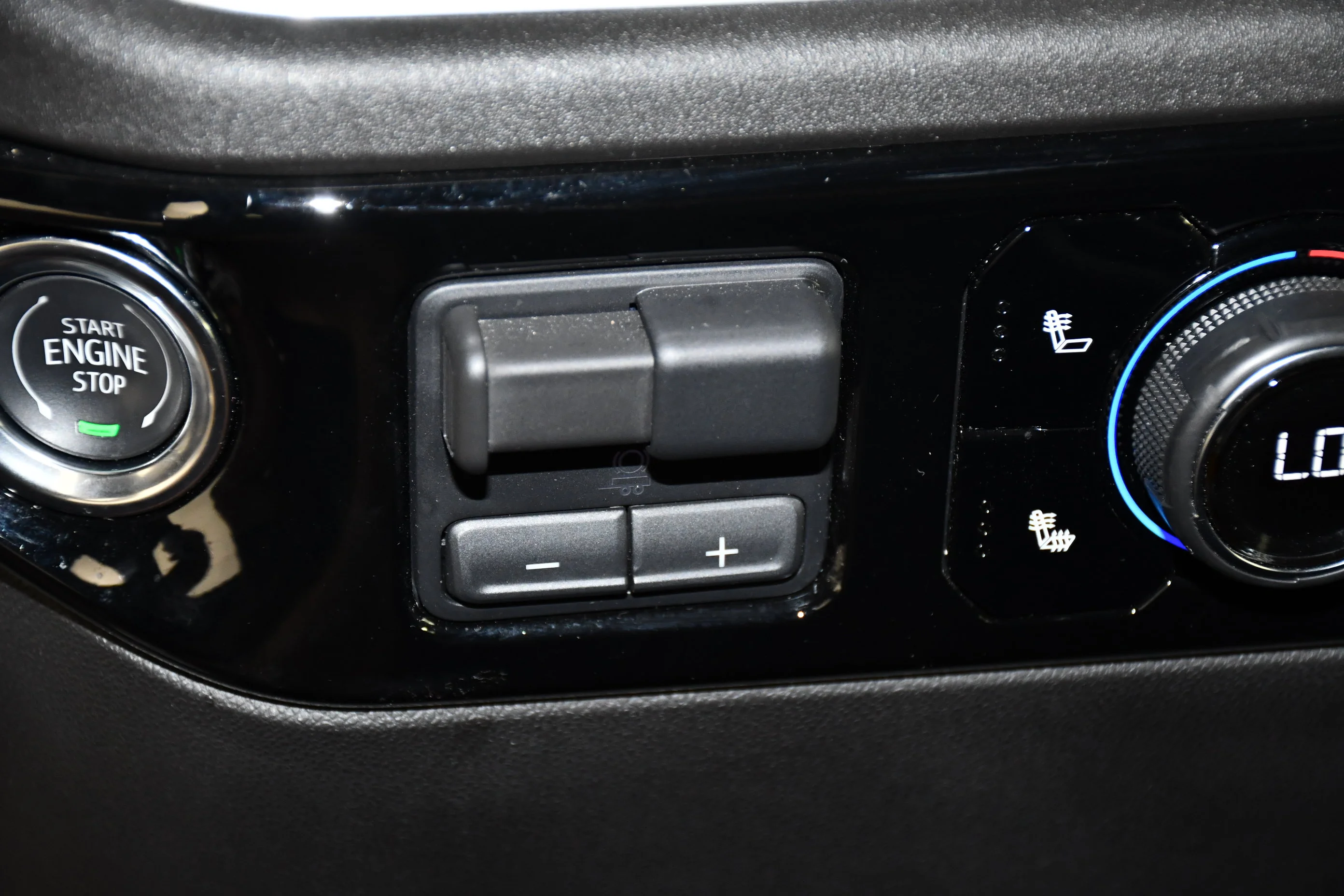 Used 2026 Riptide Blue Metallic Chevrolet RST image 25