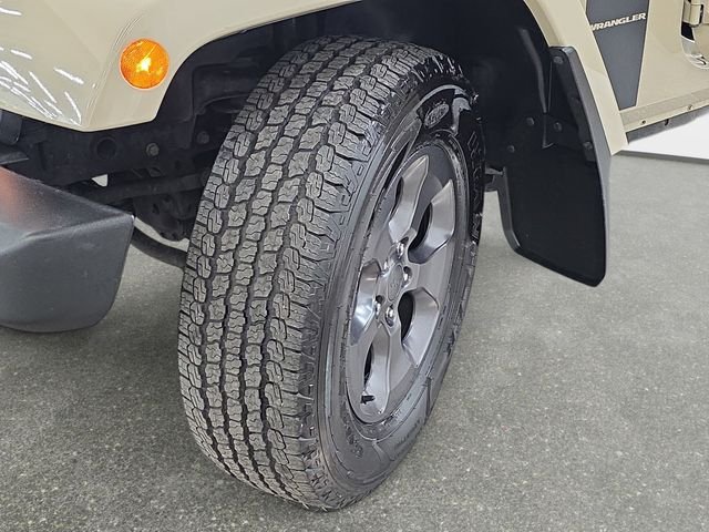 Used 2017 Beige Jeep Unlimited Sport image 29
