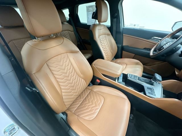 Used 2026 White Kia X-Line image 26