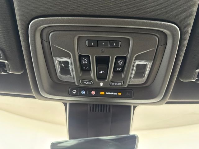 Used 2025 Silver GMC Denali image 14