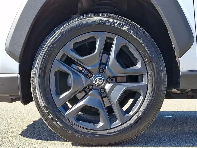Certified Used 2024 ICE CAP Toyota  image 11