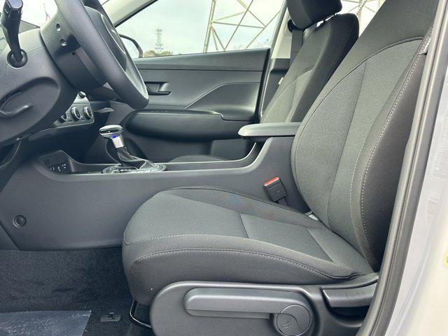 New 2026 Cyber Gray Metallic Hyundai SE image 9