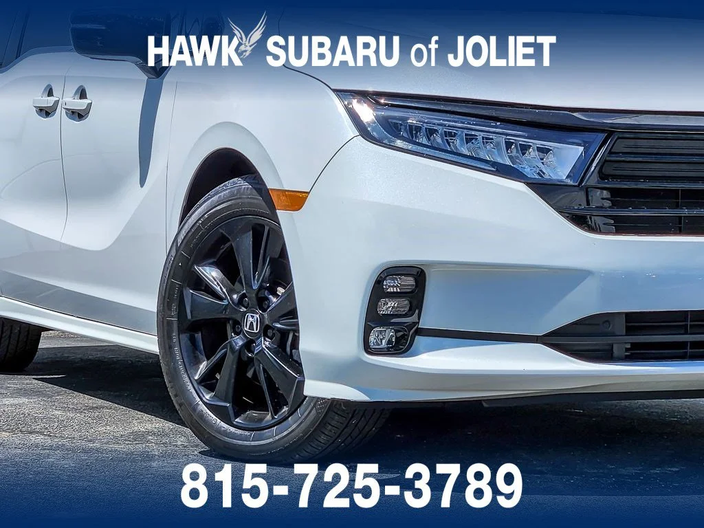 Used 2023 Platinum White Pearl Honda Sport image 3