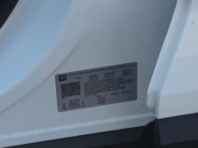 Used 2025 White Chevrolet LT image 9