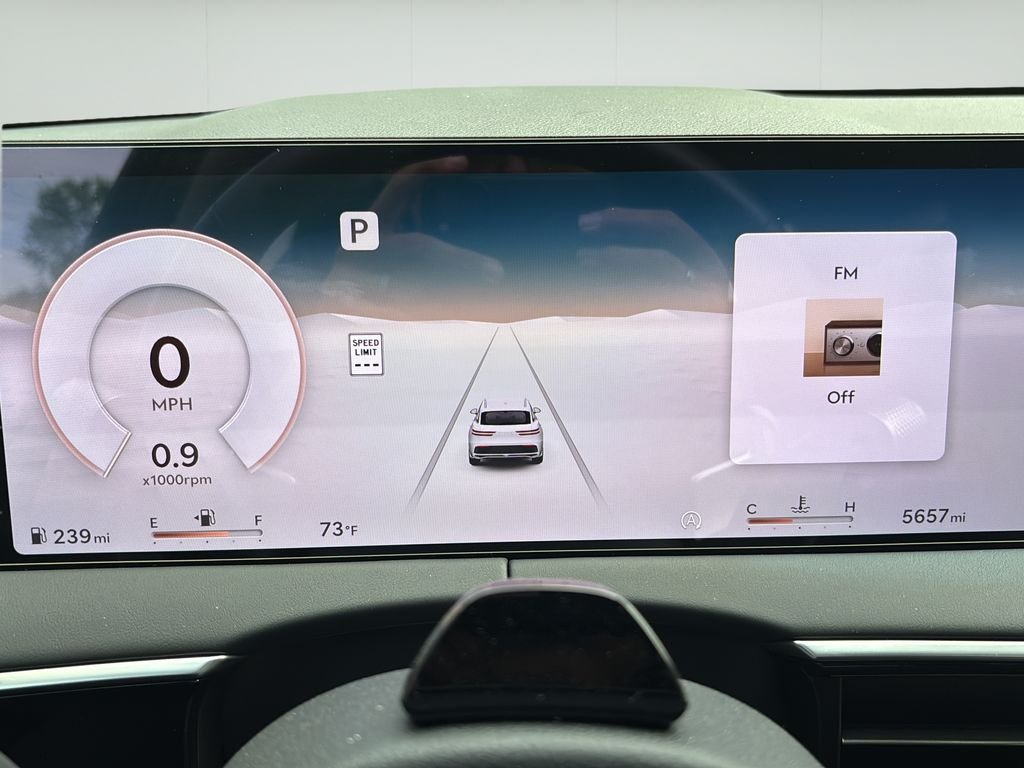2026 GENESIS GV70 Standard - Photo 24