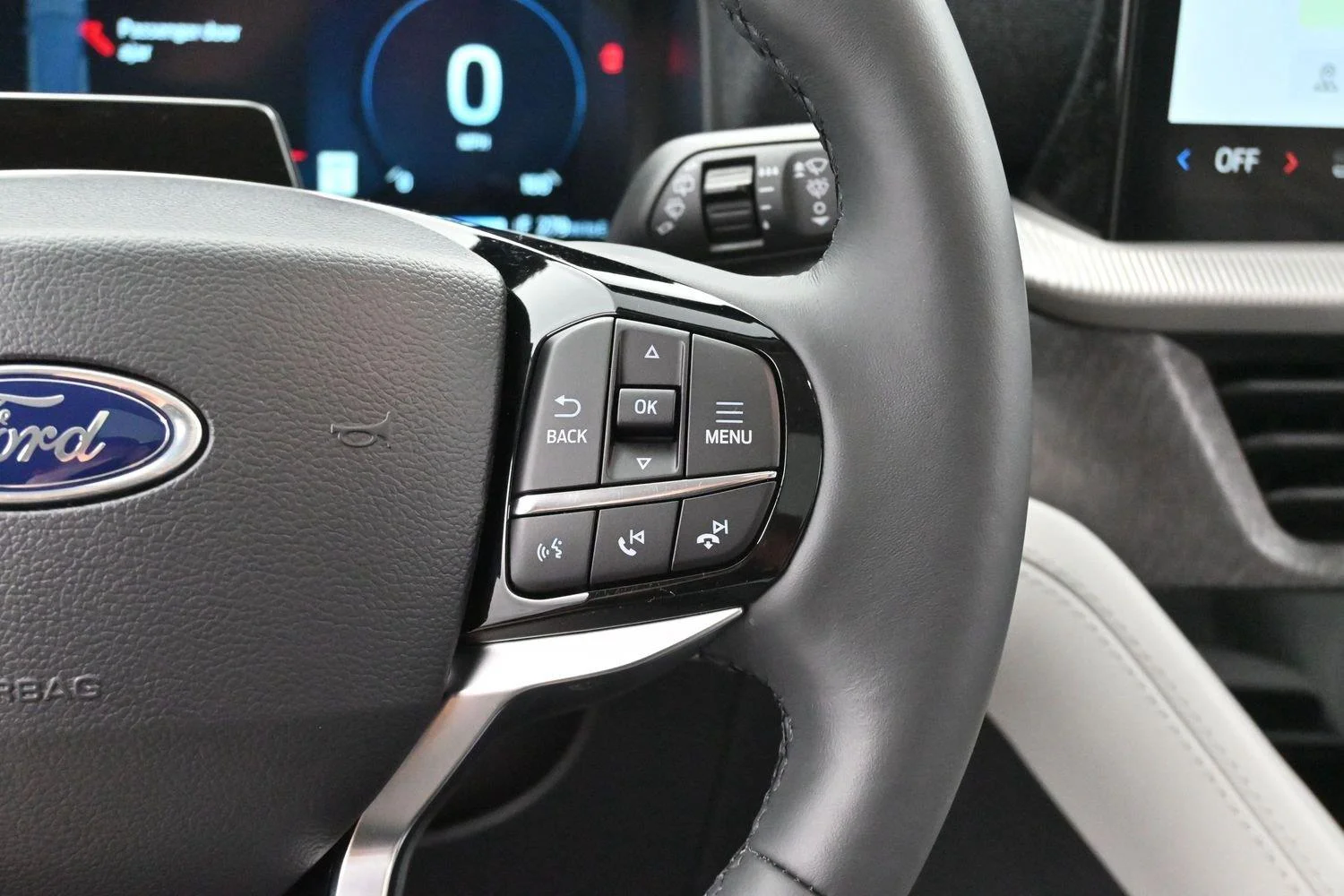 Used 2026 White Ford Platinum image 16
