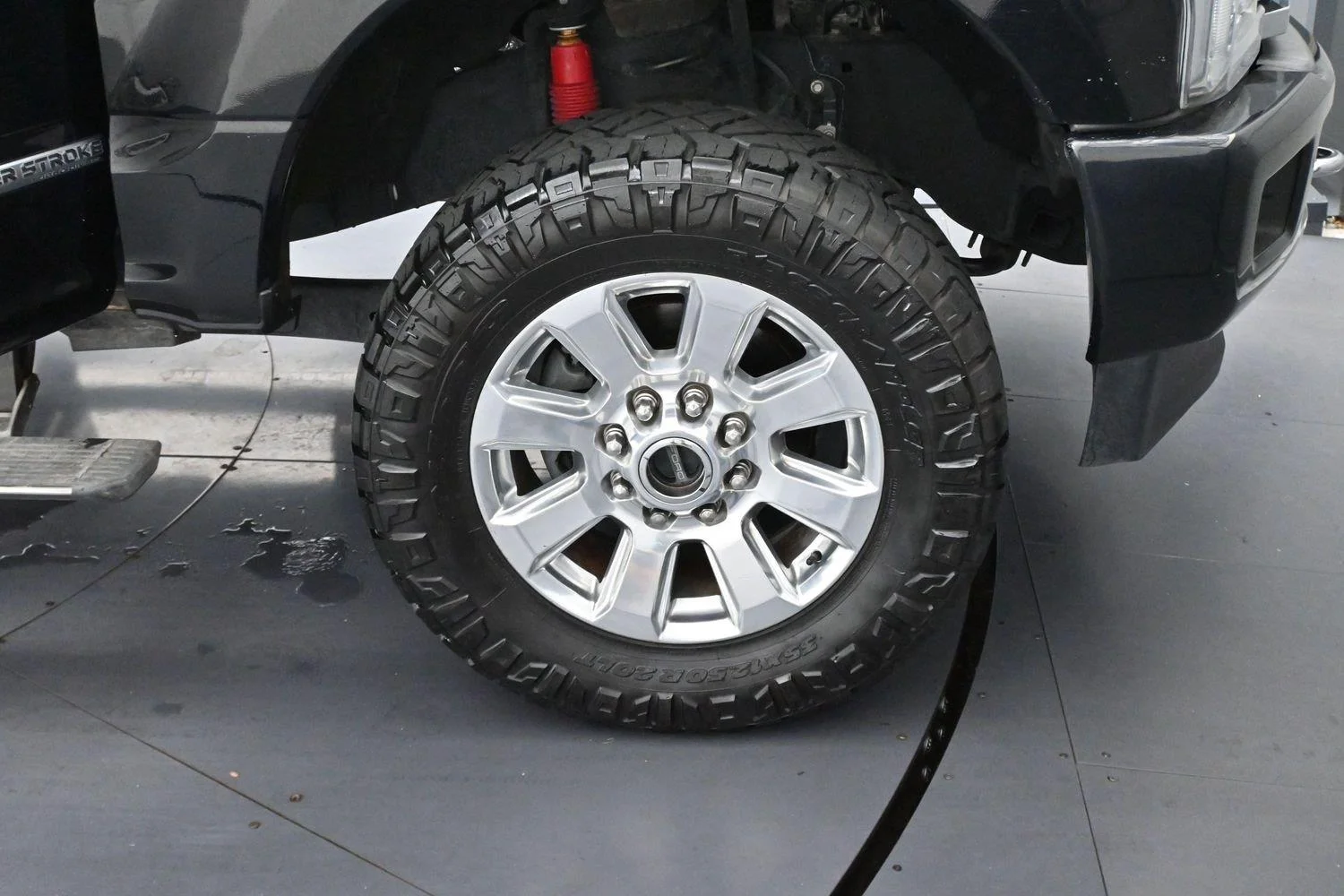 Used 2017 Shadow Black Ford Platinum image 34