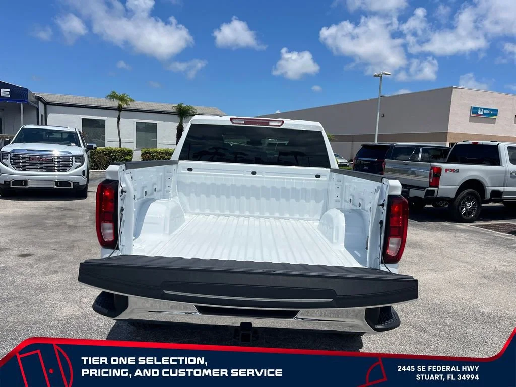 New 2026 Summit White GMC SLE image 10