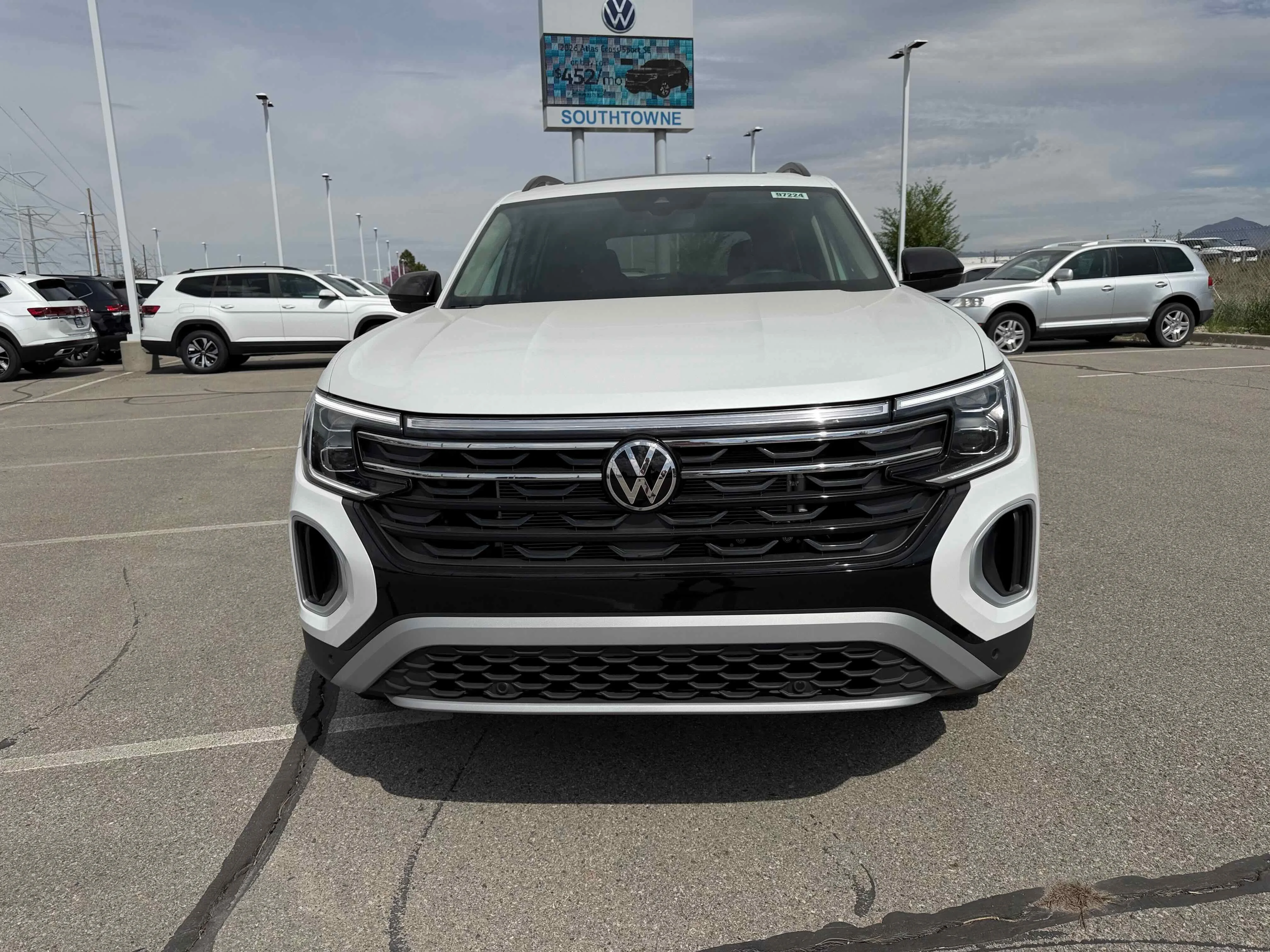 New 2026 Opal White Volkswagen 2.0T Peak Edition image 10