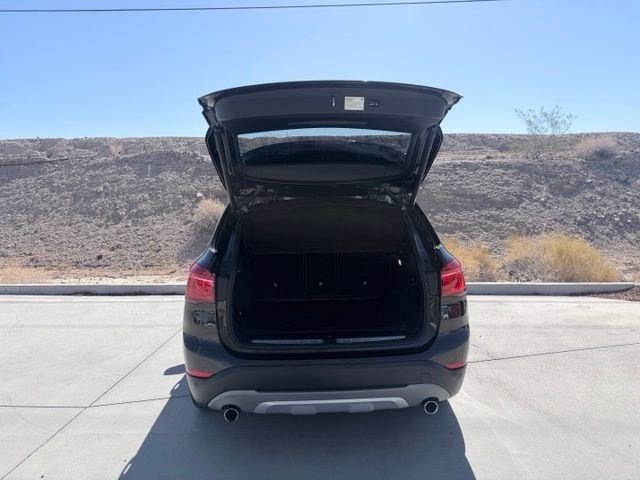 Used 2018 Green BMW xDrive28i image 34