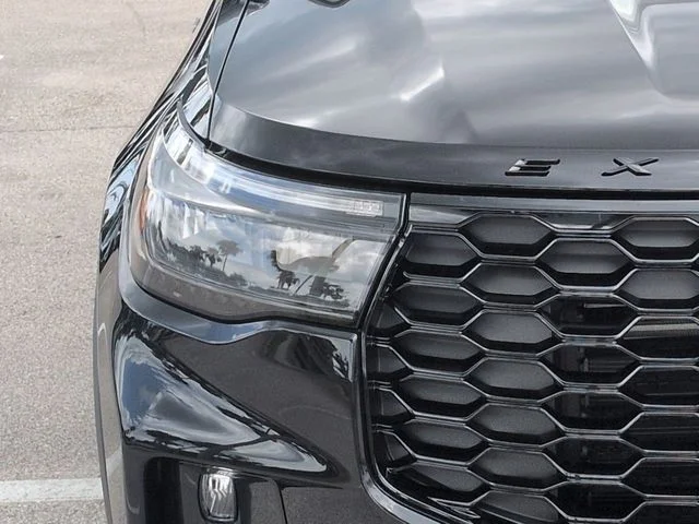 New 2026 Agate Black Metallic Ford ST-Line image 10