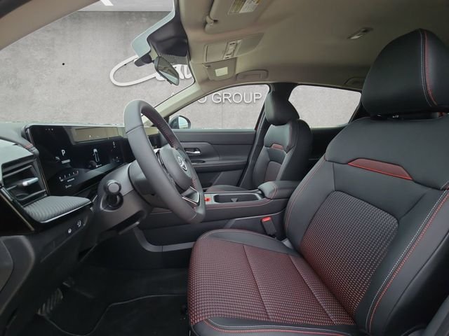 New 2026 Scarlet Ember Tintcoat Nissan SR image 19