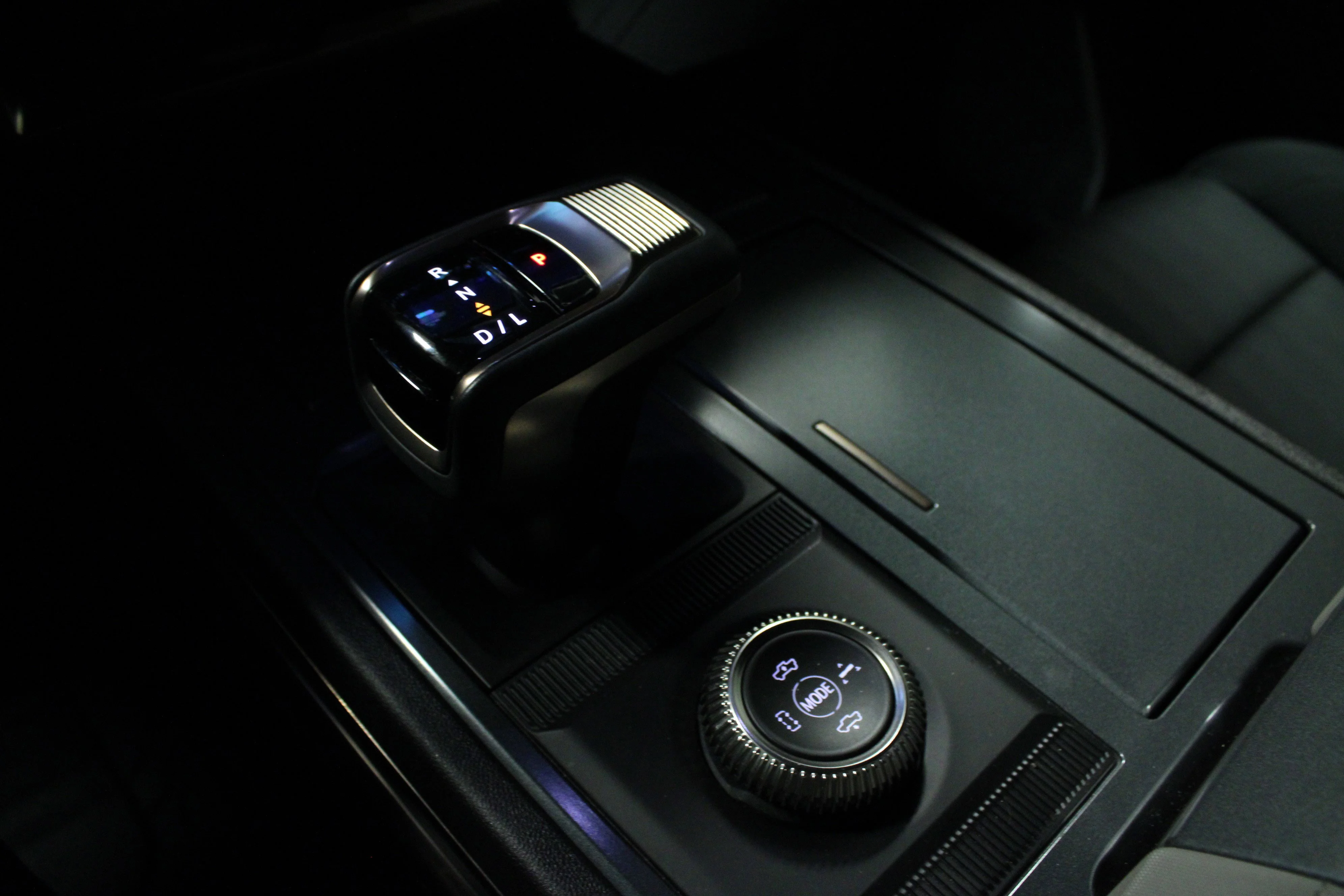 Used 2025 Tide Metallic (No Longer available to order) GMC 2X image 23