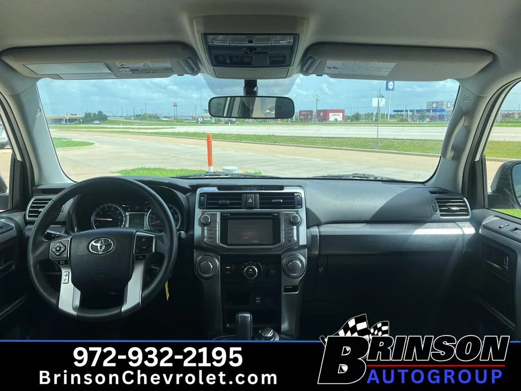 Used 2019 Silver Toyota SR5 image 10