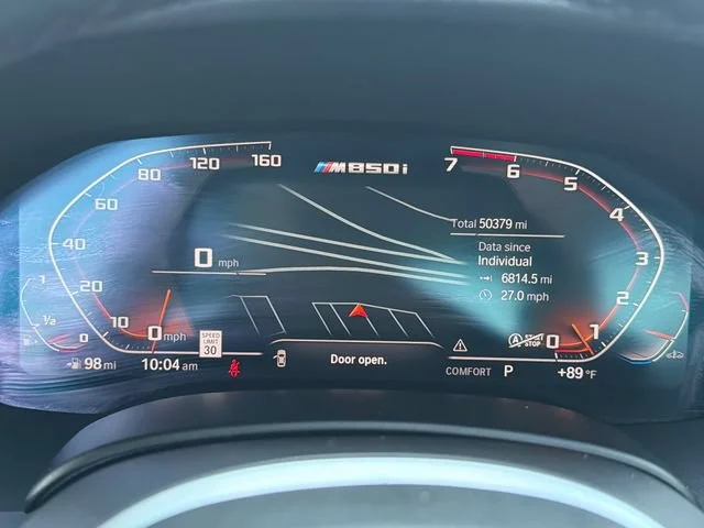 Used 2019 White BMW xDrive image 24