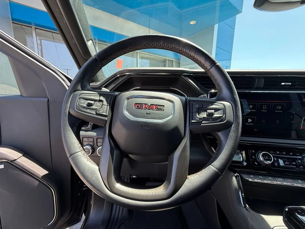 Used 2023 Titanium Rush Metallic GMC AT4 image 20